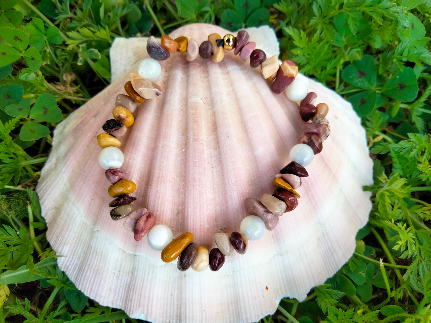 Bracelet élastique - Perles de Nacre, Chips Jaspe mokaïte