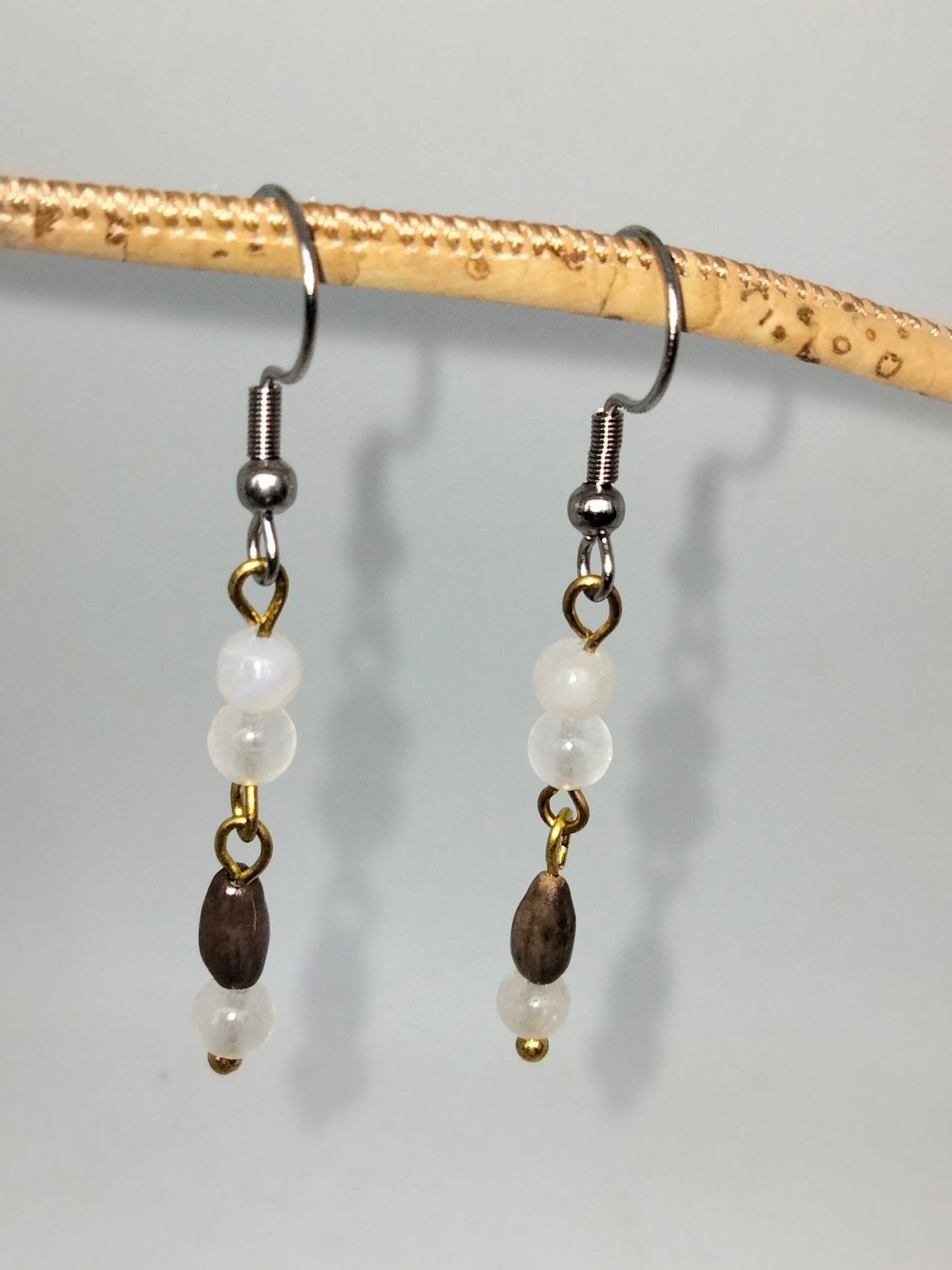 Parure - perles de Jade blanc et graine Larme de Job - Collier et Boucles d'oreilles
