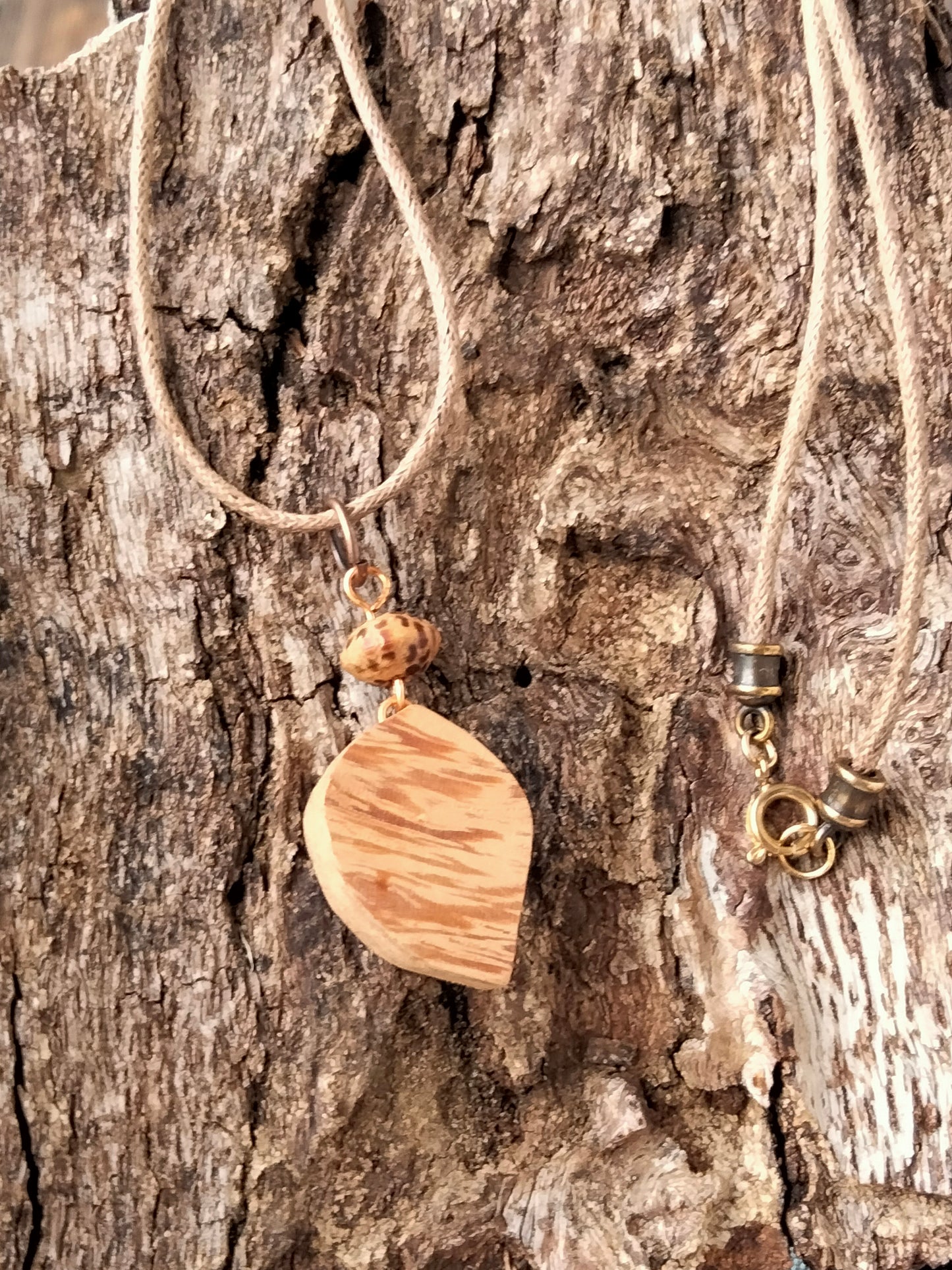 Bois de rose et Graine de Lotus