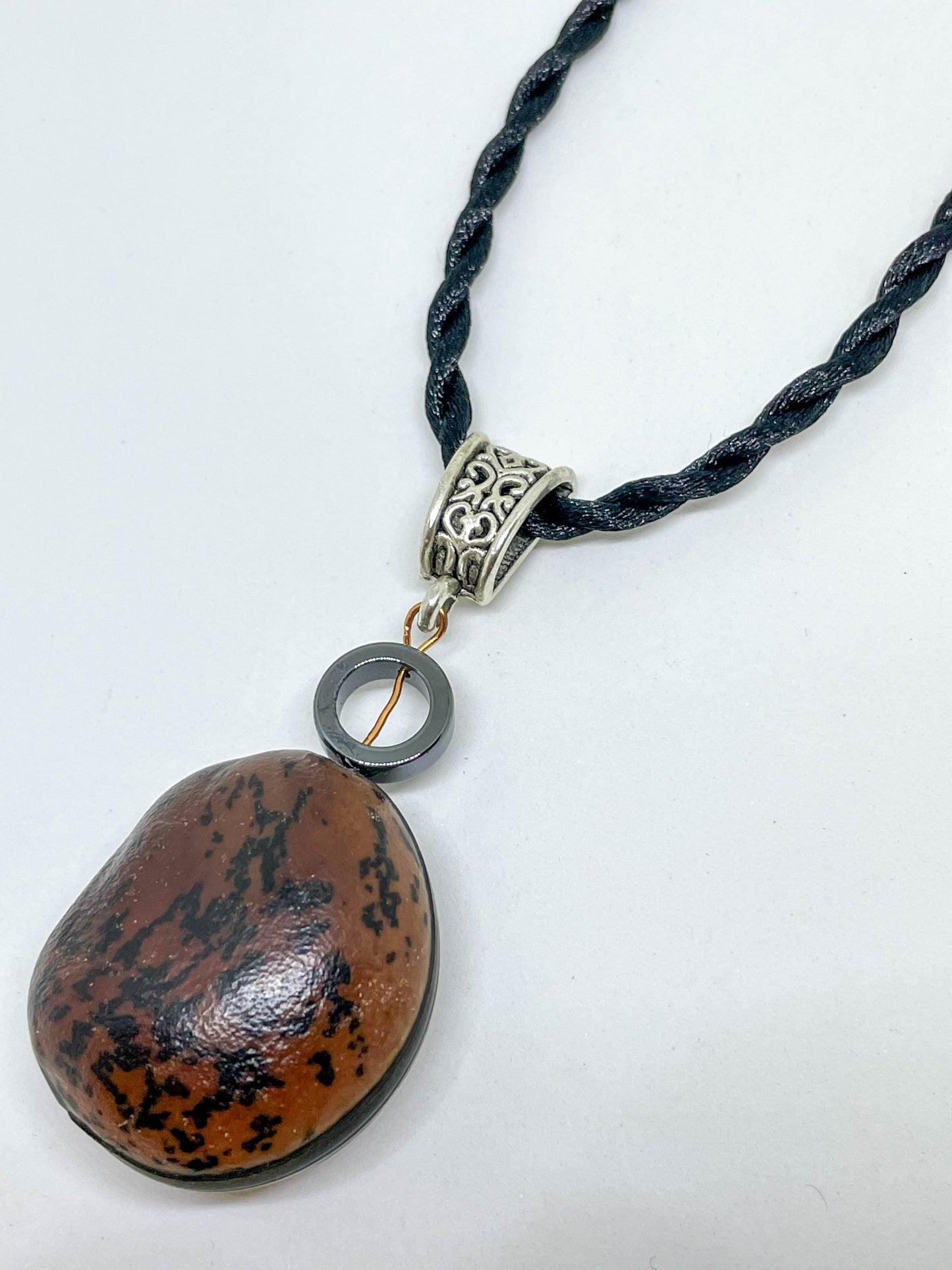 Oeil de boeuf et Hématite