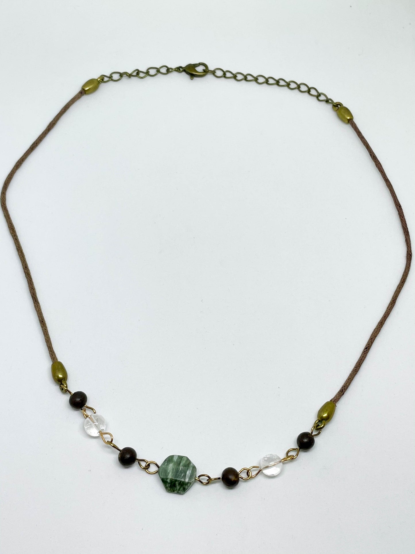 Séraphinite, cristal de roche et graine de Canna